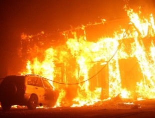 Быстровоспламеняющиеся строительные материалы