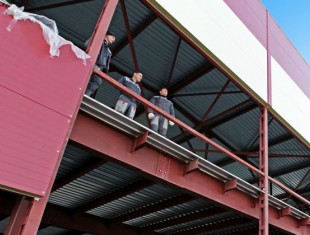 Как построить здание из сэндвич панелей