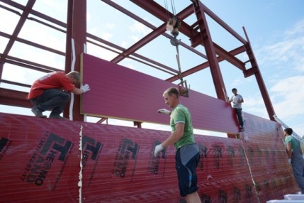 Как быстро построить здание из сэндвич-панелей. Стоимость строительства