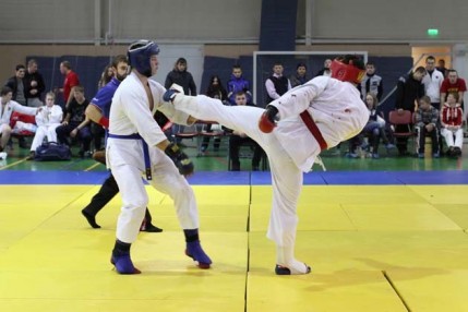 15 ноября во дворце спорта "Рассвет" состоялся турнир по рукопашному бою имени Владлена Кузнецова