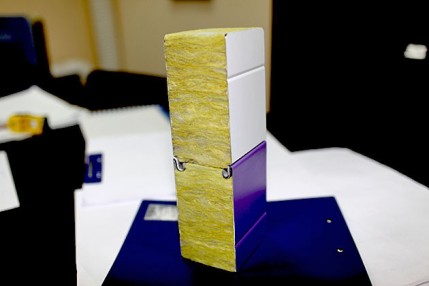 Выбираем сэндвич-панели